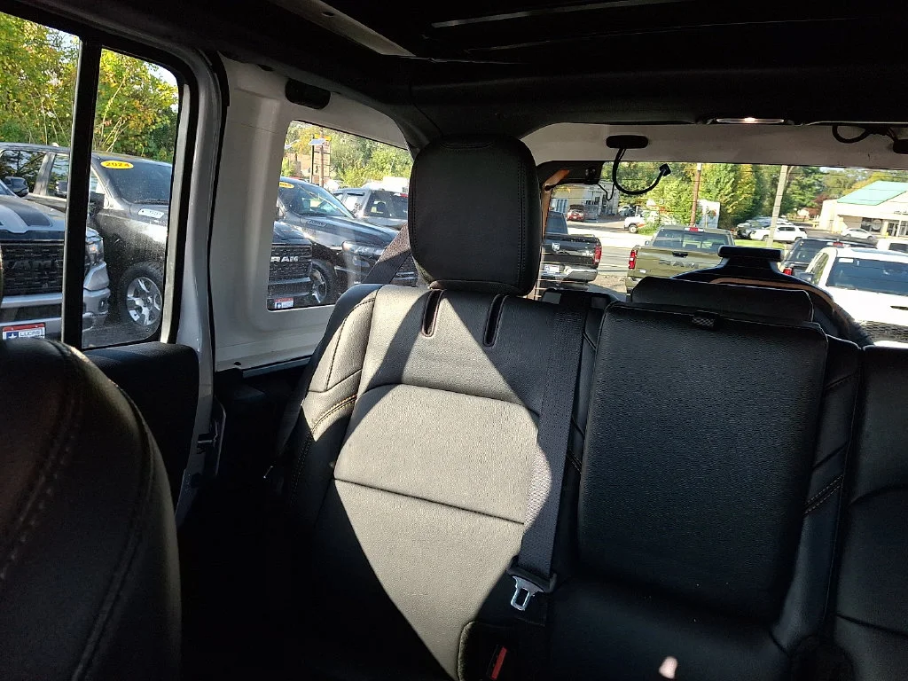 Used 2024 Silver Jeep Sahara 4xe image 19