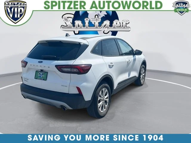 Used 2025 White Ford Active image 9