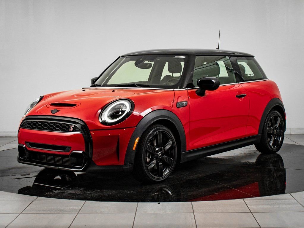 2023 MINI 3 Door