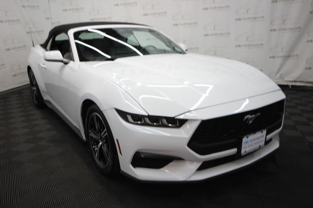 Used 2024 White Ford EcoBoost Premium image 9