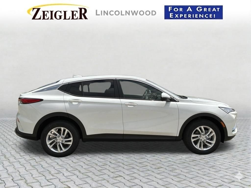 New 2026 Summit White Buick Preferred image 8