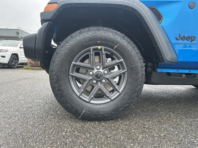 New 2026 Hydro Blue Pearl-Coat Exterior Paint Jeep Sport S image 9