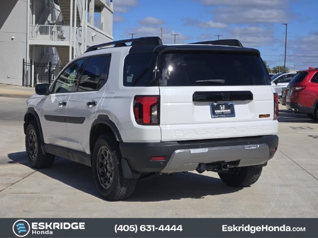 Certified Used 2026 Platinum White Pearl Honda TrailSport Blackout Elite image 5