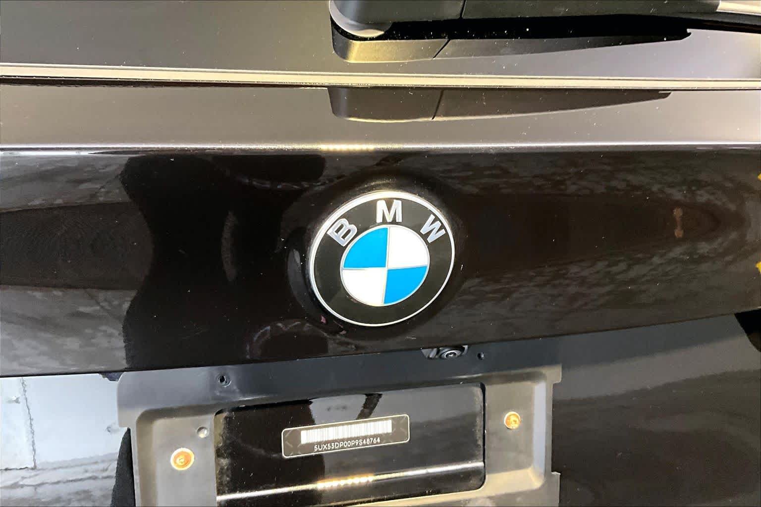Used 2023 Black Sapphire Metallic BMW xDrive30i image 33