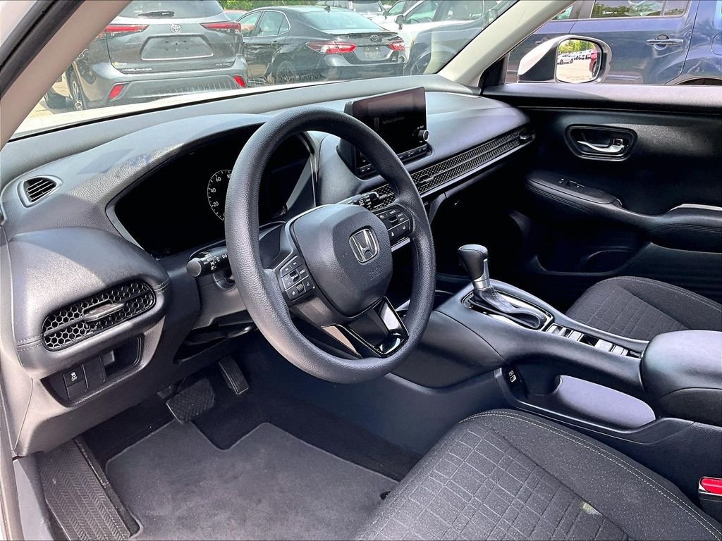 Used 2023 White Honda LX image 8