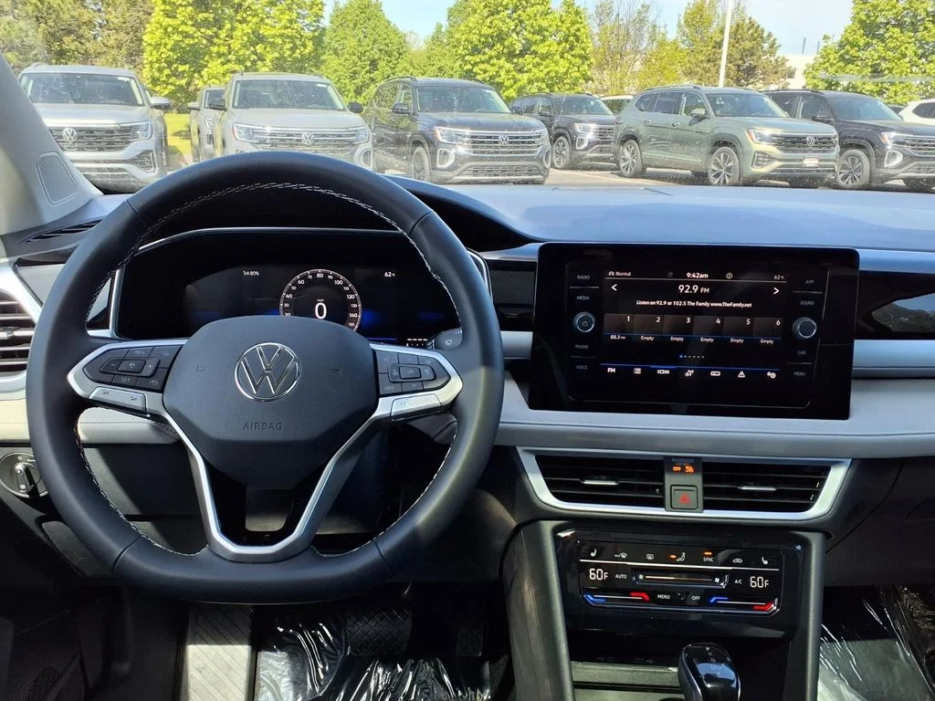 New 2026 Monterey Blue Pearl Volkswagen 1.5T SE image 11