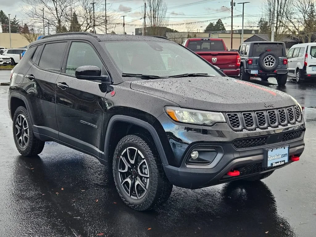 2026 Jeep Compass Trailhawk - Photo 8