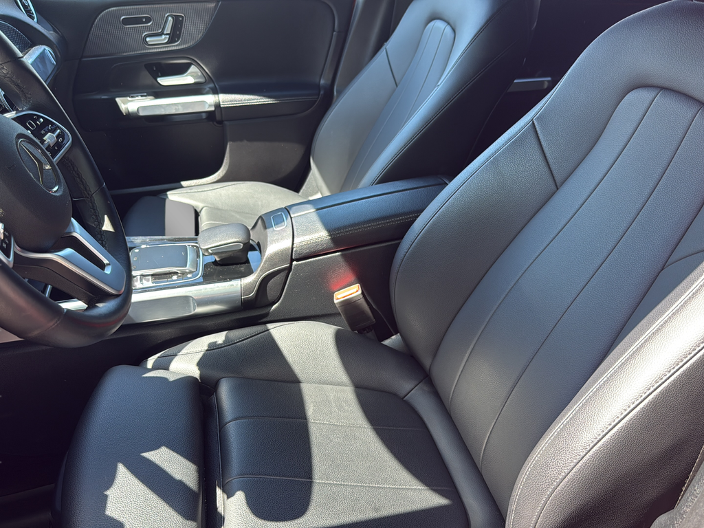 Used 2020 Red Mercedes-Benz GLB 250 image 5