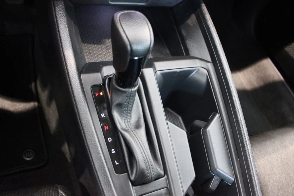 Used 2024 Canyon River Blue Metallic Honda EX image 17