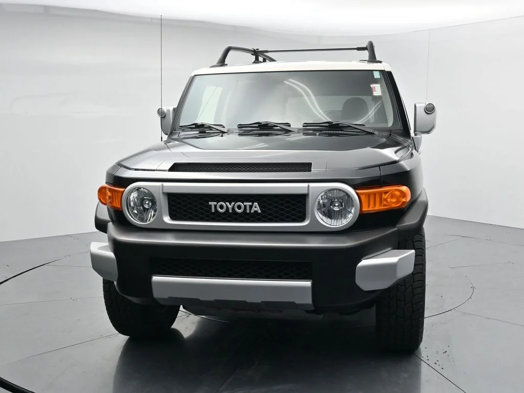 Used 2013 Black Toyota Base image 2