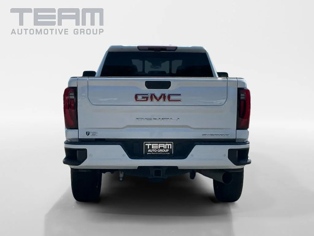 Used 2025 White Frost Tricoat GMC Denali image 6