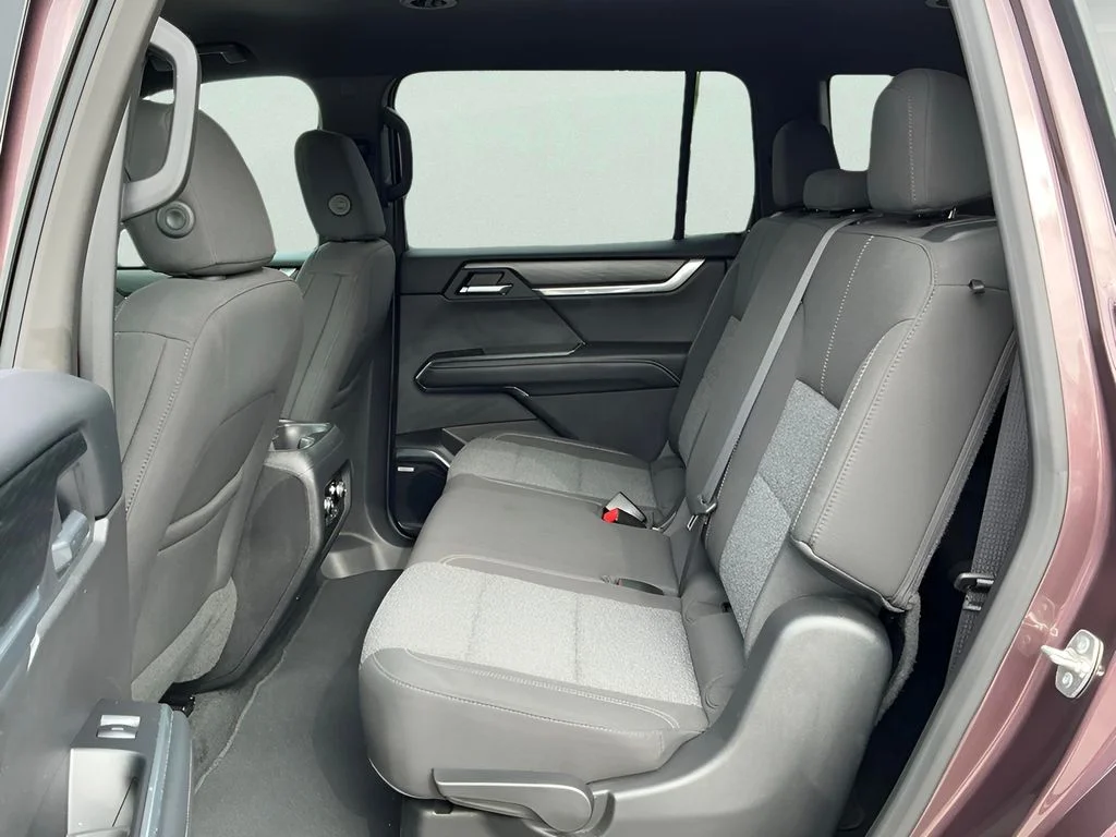 Used 2025 Brown GMC Elevation image 37