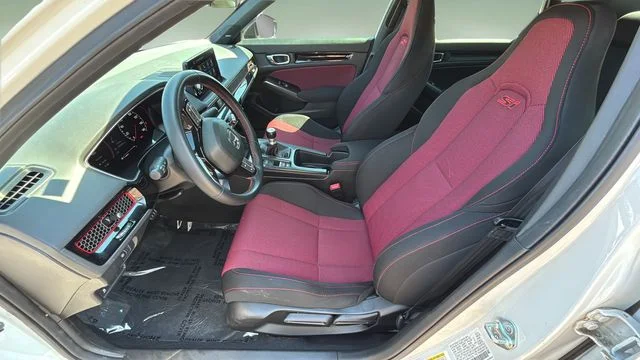 Used 2024  Honda Base image 18