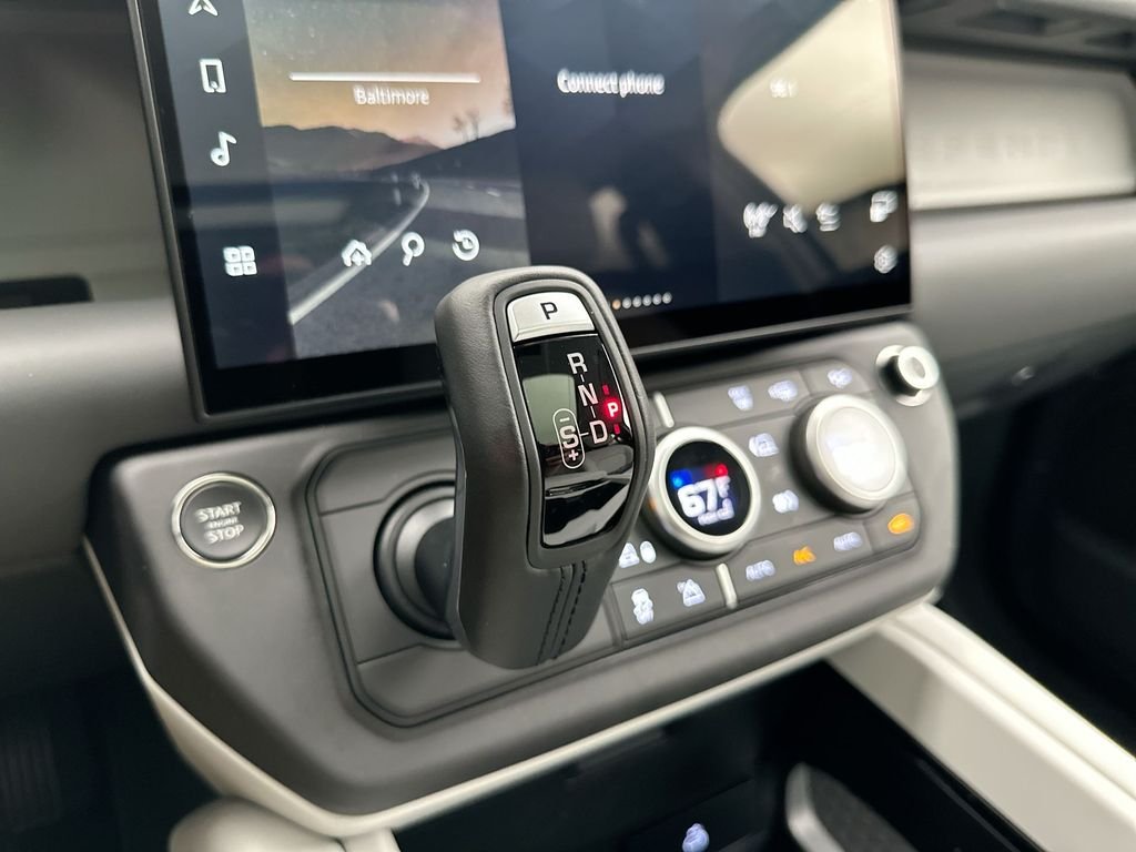 New 2026 Carpathian Grey Prem Met Land Rover X-Dynamic SE image 12