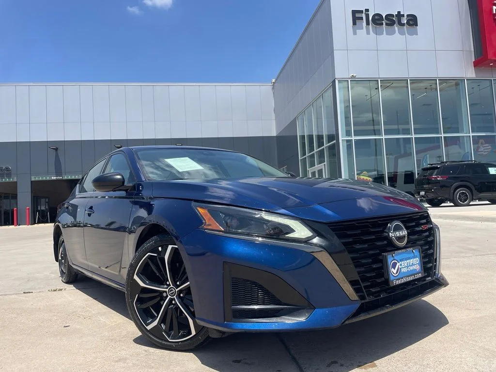 Certified Used 2023 Blue Nissan 2.5 SR image 1