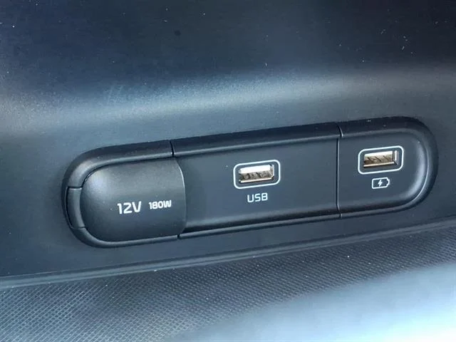 Used 2021 Sapphire Blue Kia GT image 9