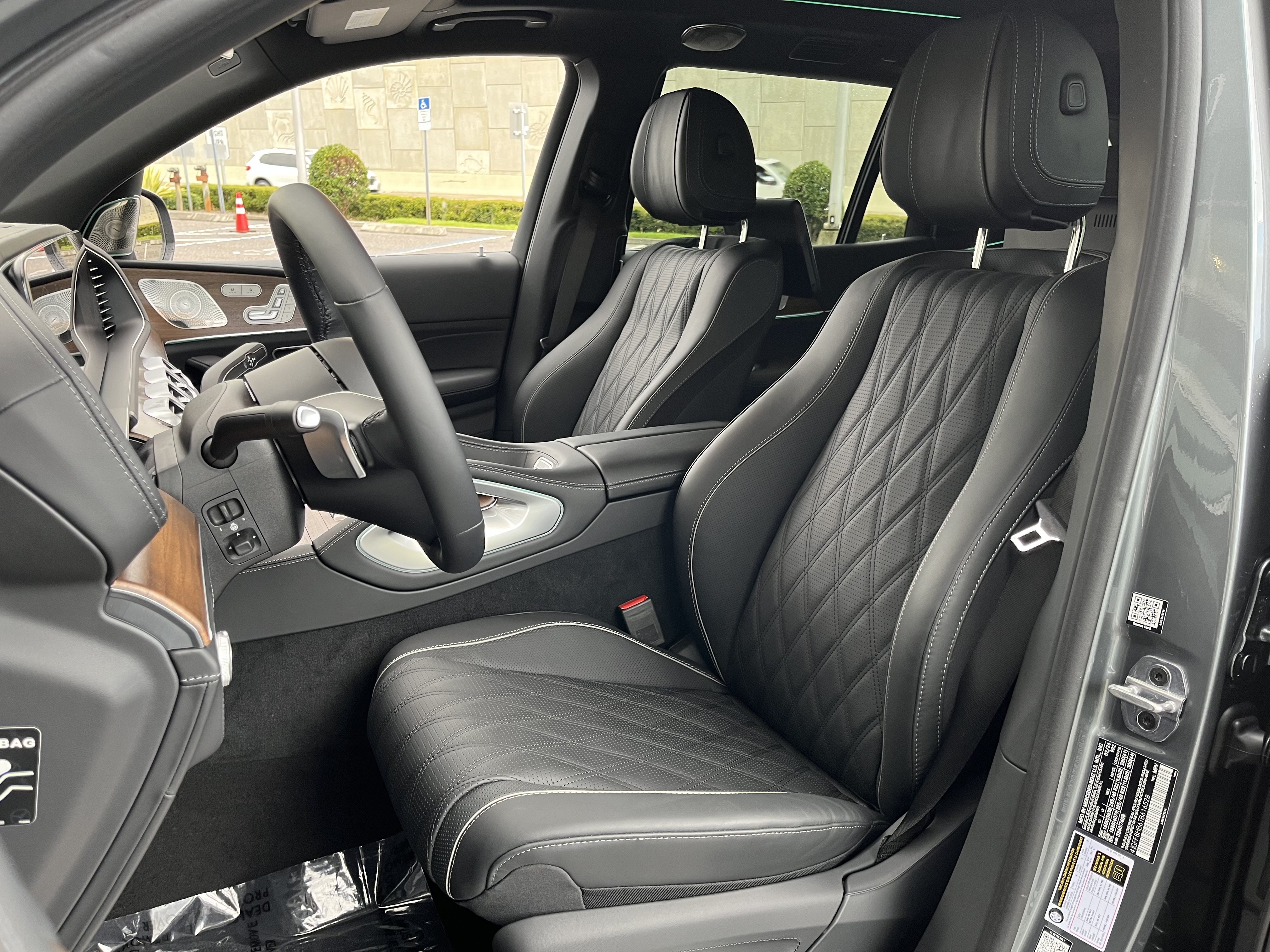 New 2026 Selenite Grey Metallic Mercedes-Benz Maybach GLS 600 image 46
