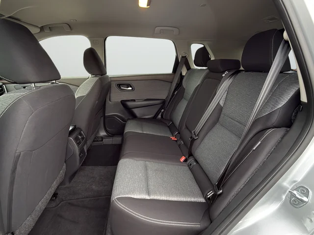 Used 2023 Silver Nissan SV image 41