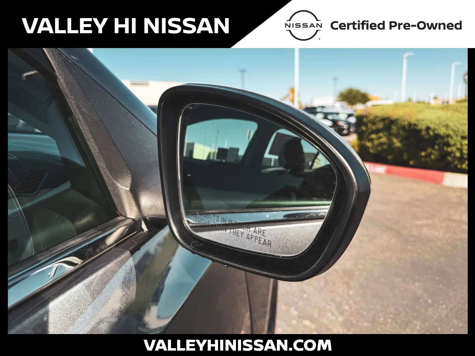 Used 2024 Gray Nissan SV image 5