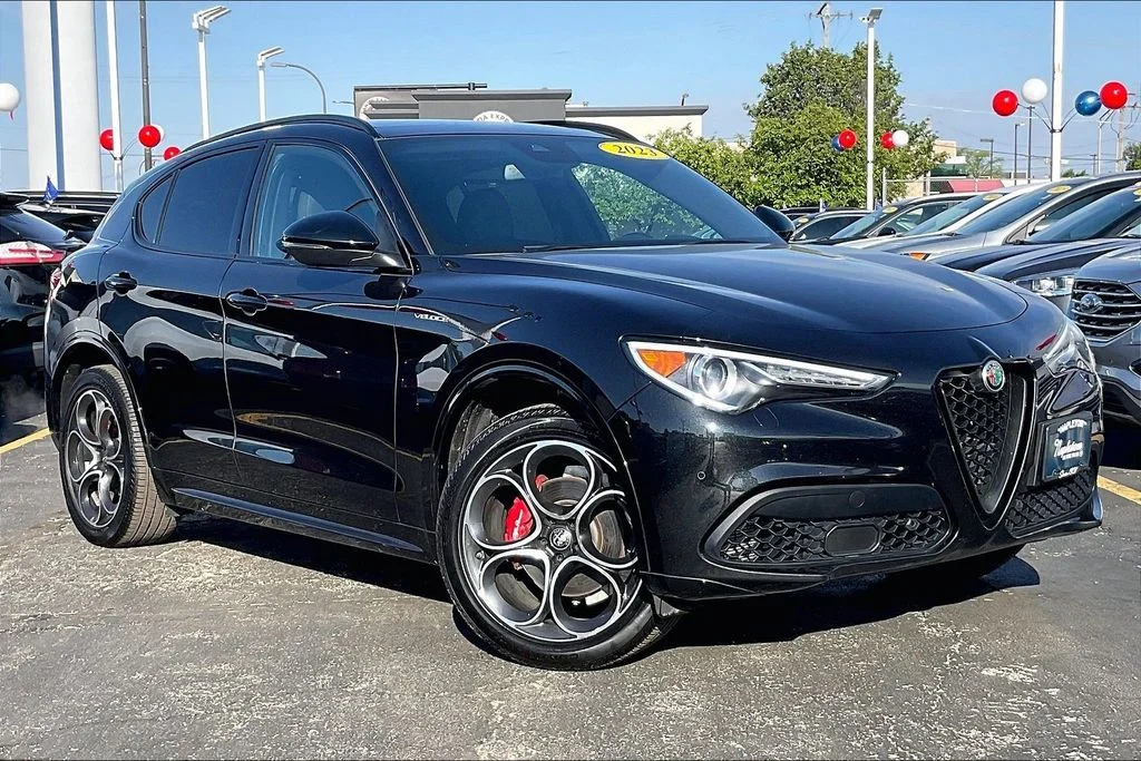 Used 2023 Black Alfa Romeo Veloce image 35
