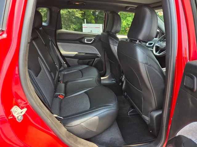 Used 2024 Red Jeep Latitude image 22