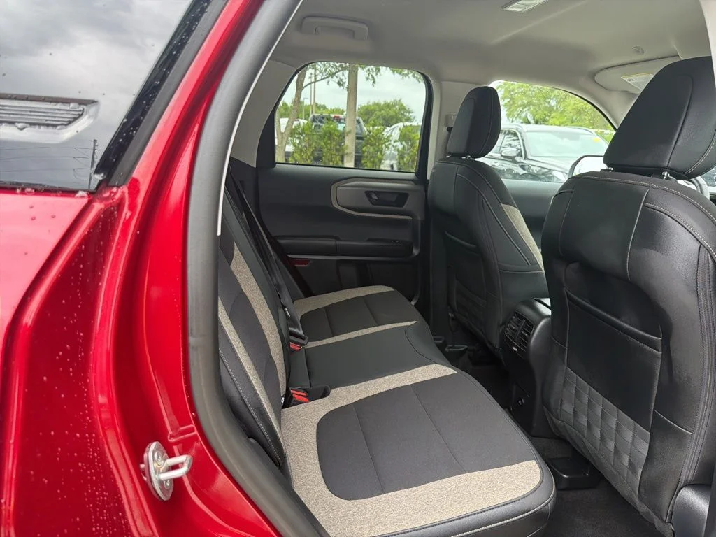 Used 2025 Red Ford Big Bend image 18