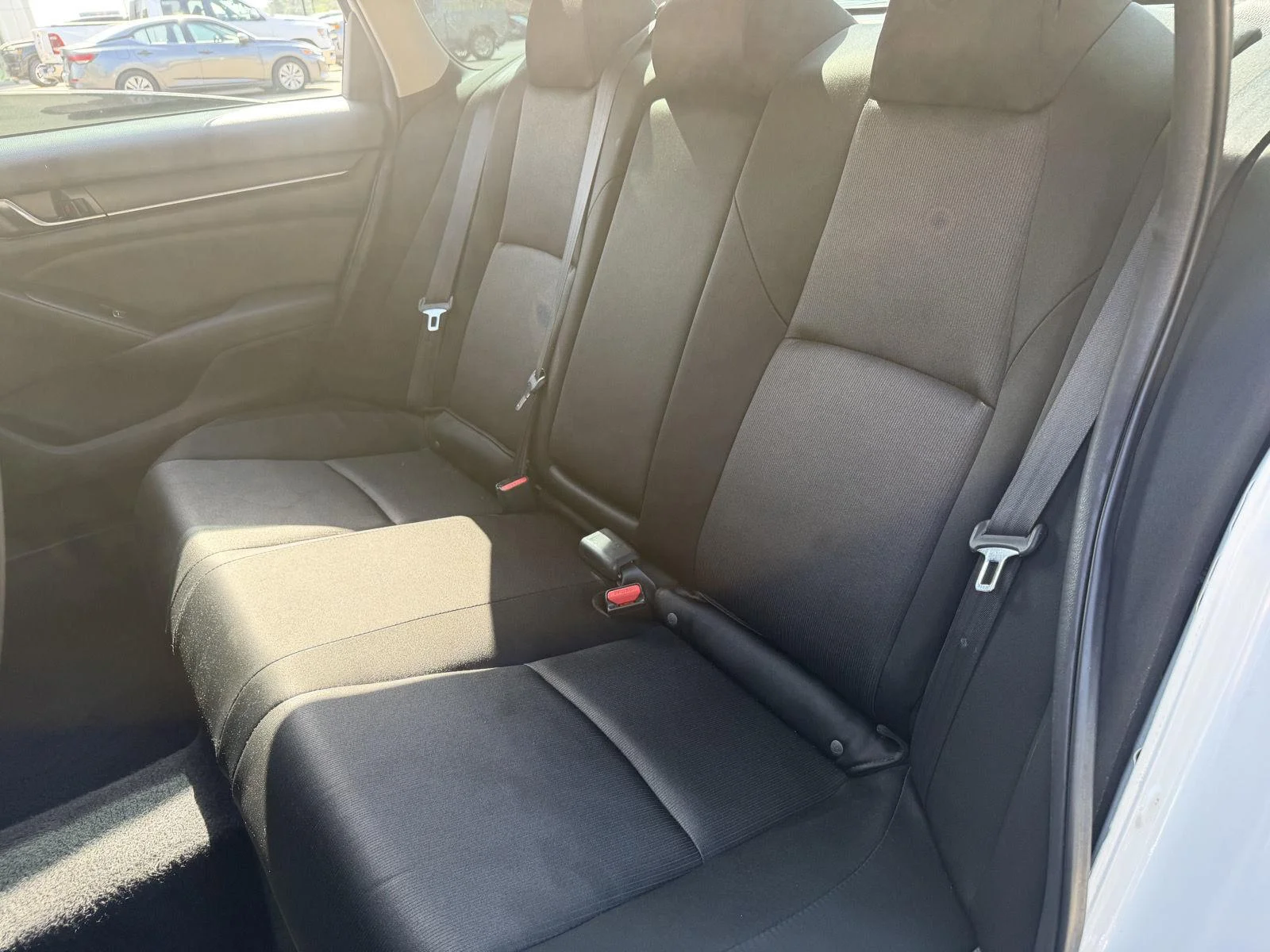 Used 2021 Platinum White Pearl Honda LX image 17