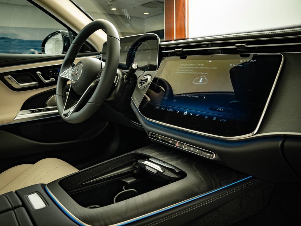 New 2026 Nautical Blue Metallic Mercedes-Benz E 350 image 46