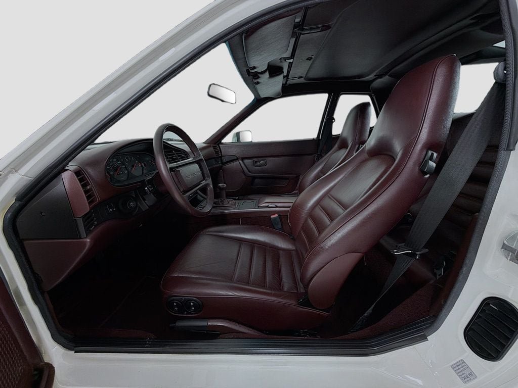 Used 1987 White Porsche  image 5