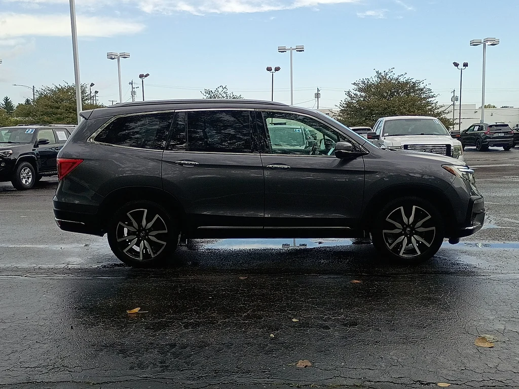 Certified Used 2021 GRAY Honda Elite image 2