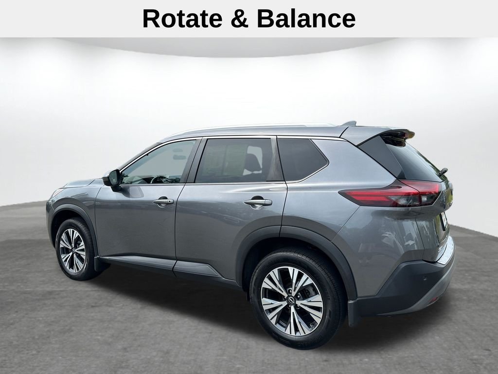 Used 2023 Gray Nissan SV image 8