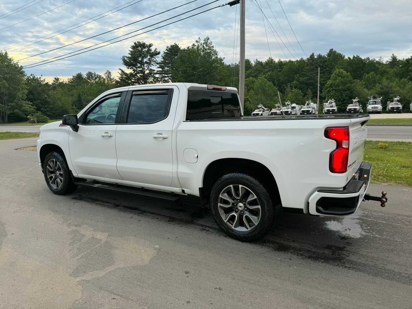 Used 2021 Summit White Chevrolet RST image 3