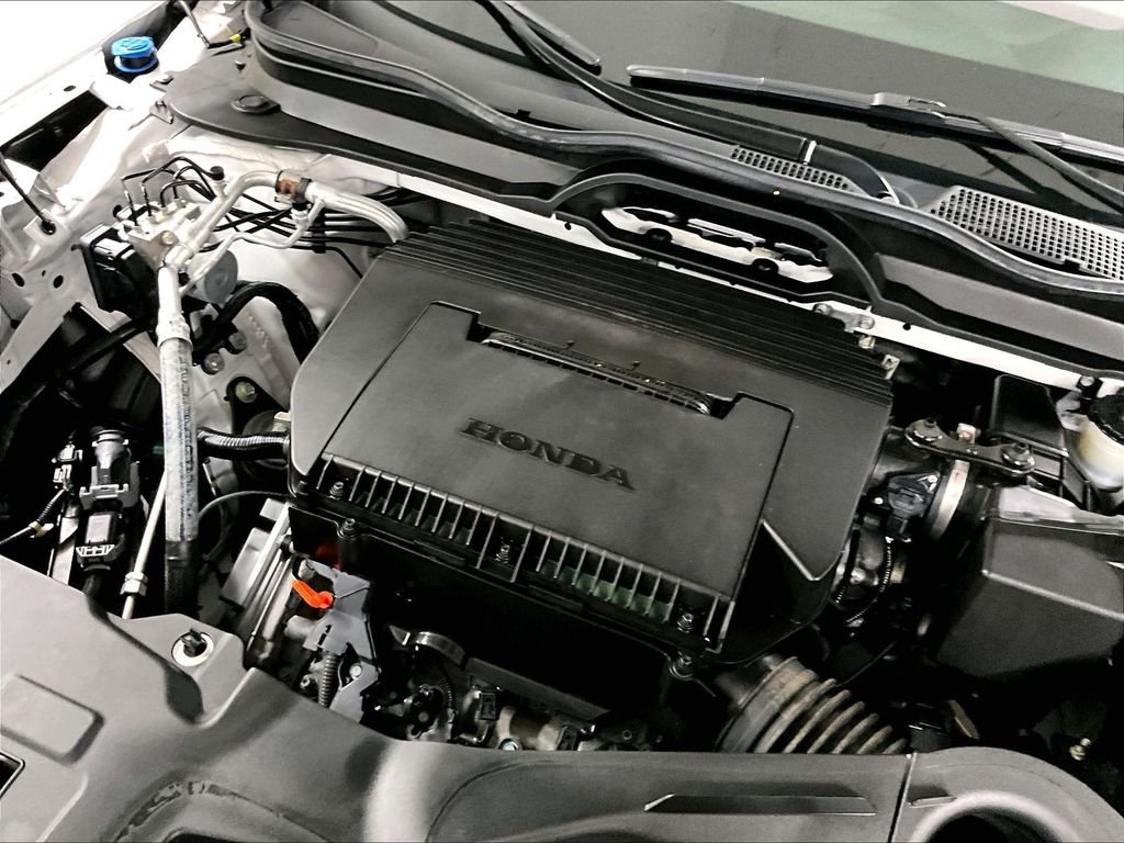 Used 2024 White Honda Touring image 35