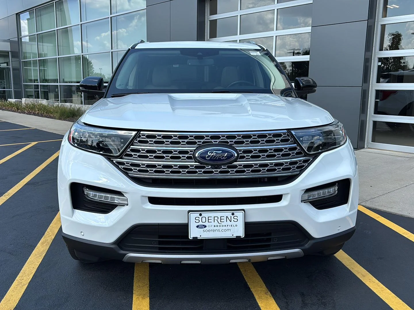 Used 2020 Star White Metallic Tri-Coat Ford Limited image 4