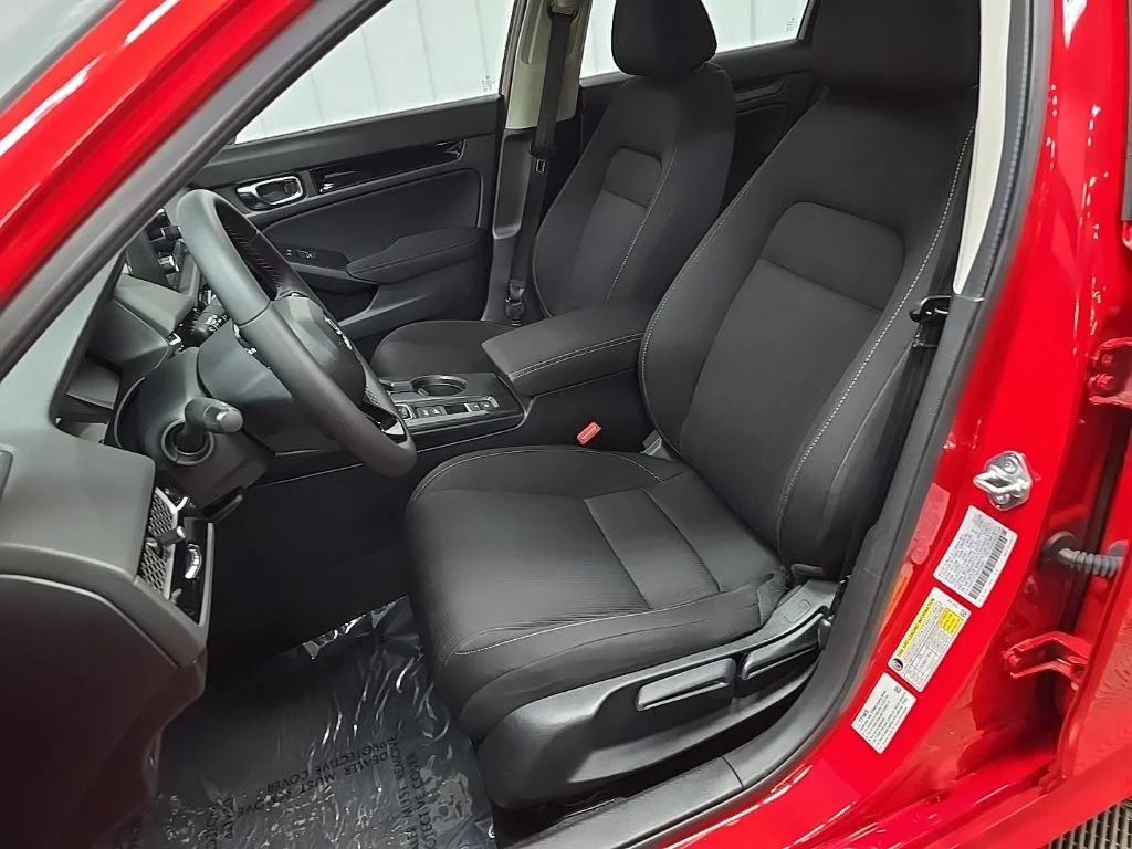 Used 2024  Honda EX image 31