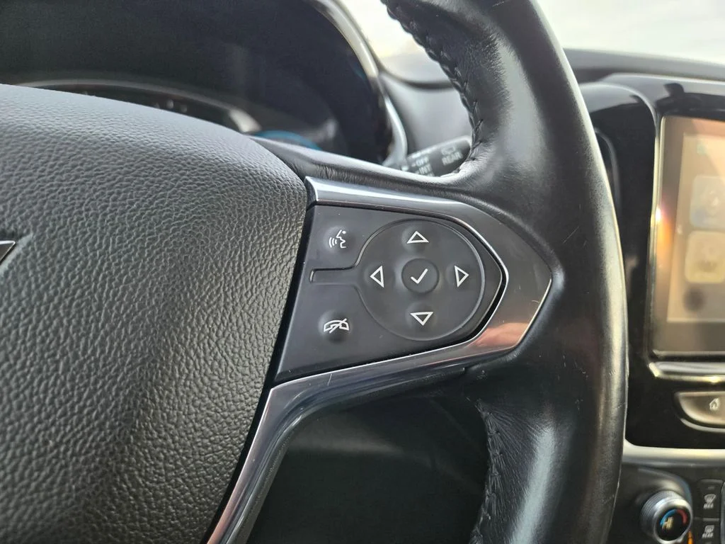 Used 2019 White Chevrolet LT AWD image 19