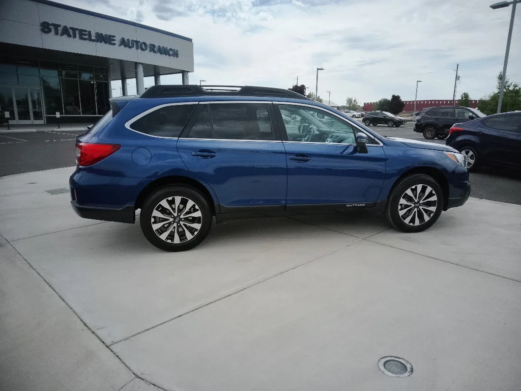 Used 2016 Subaru Outback Limited with VIN 4S4BSENC7G3247295 for sale in Fruitland, ID