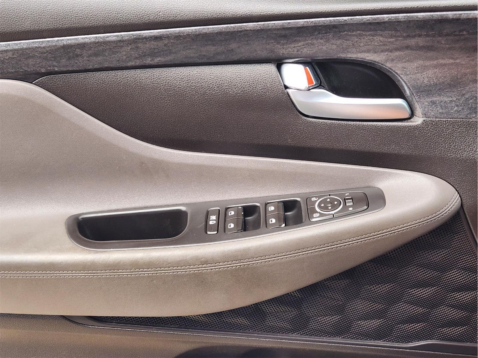 Certified Used 2019 Machine Gray Hyundai SE image 22