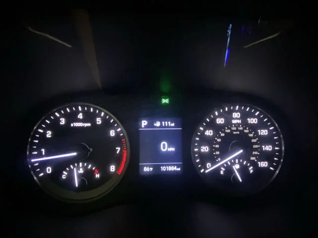 Used 2021 White Hyundai Value image 15