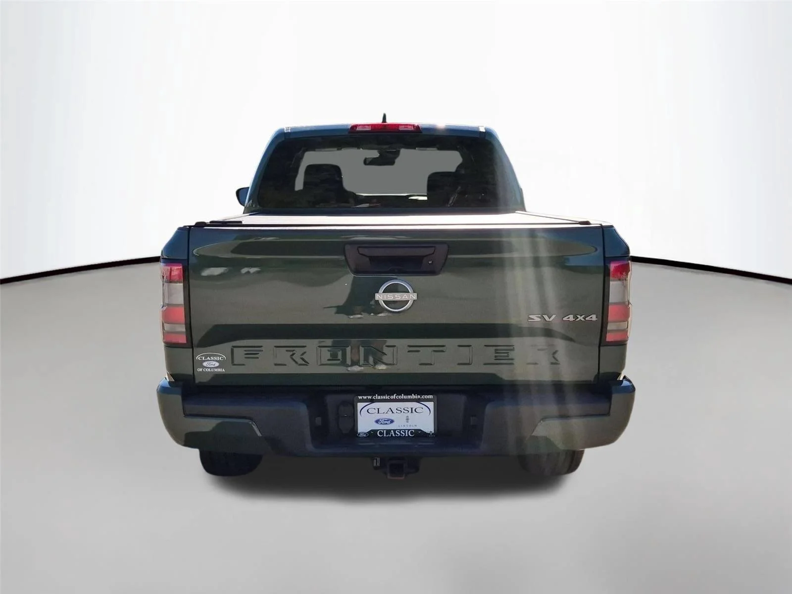 Used 2022 Gun Metallic Nissan SV image 4