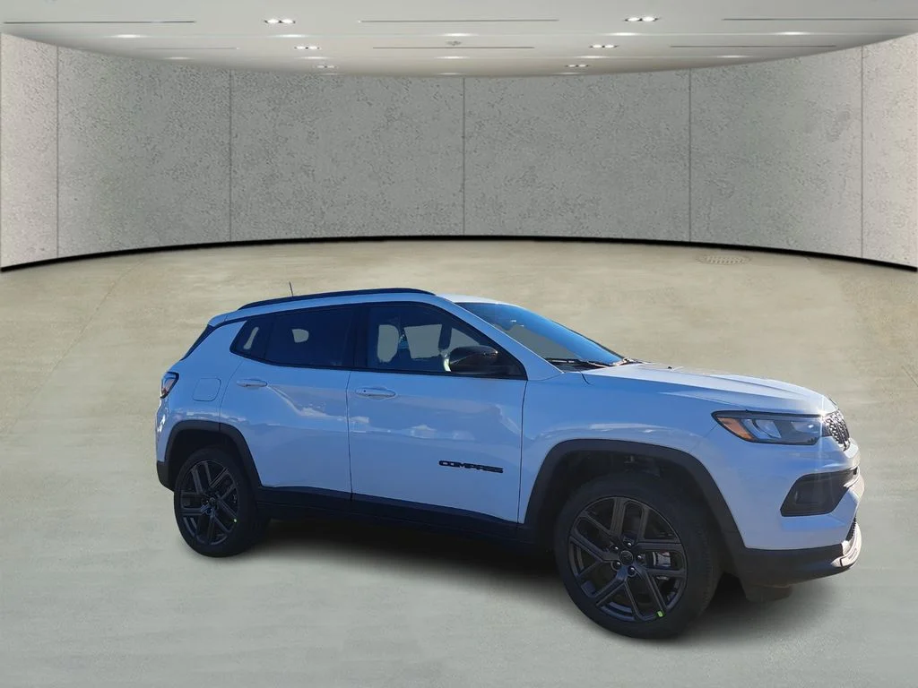 New 2026 Bright White Clear-Coat Exterior Paint Jeep Latitude image 3