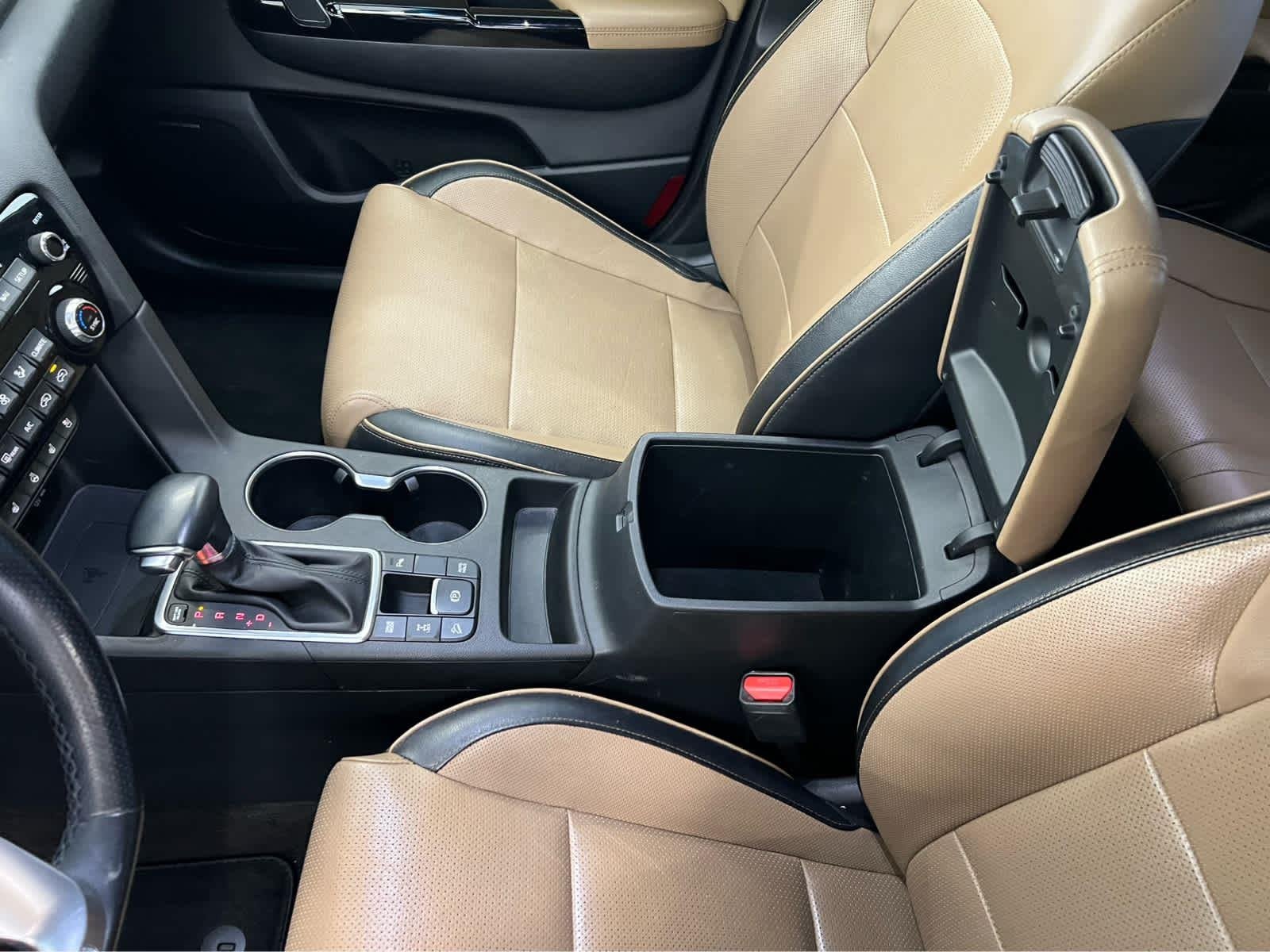 2021 Kia Sportage SX Turbo - Photo 19