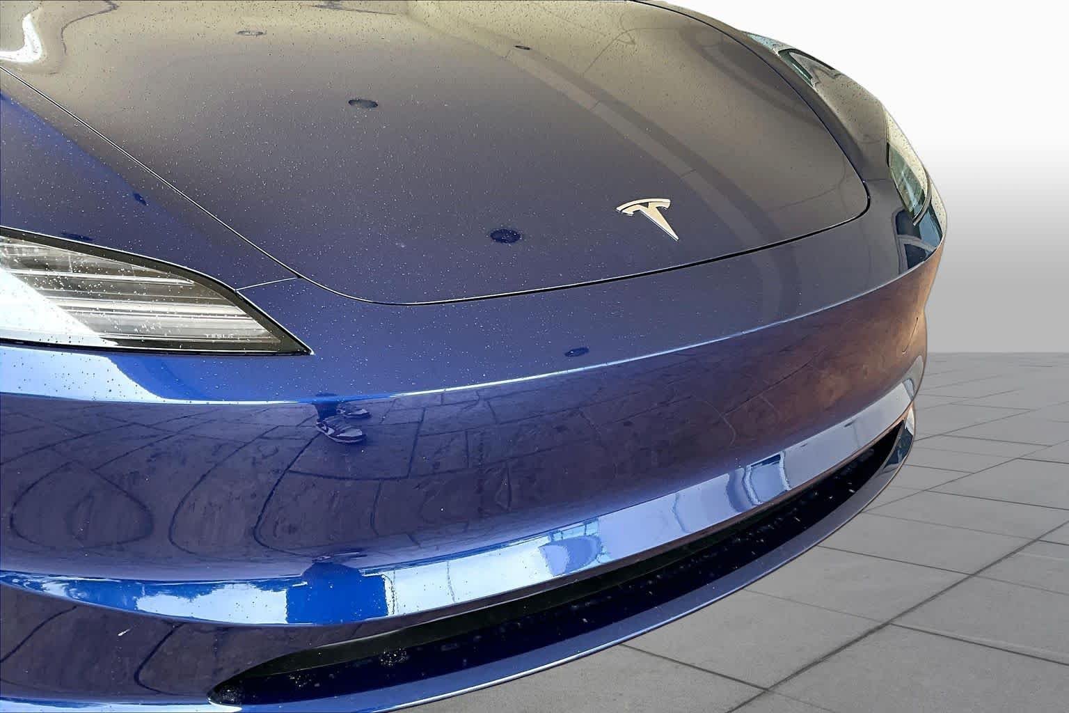 Used 2025 Solid Black Tesla Long Range image 26