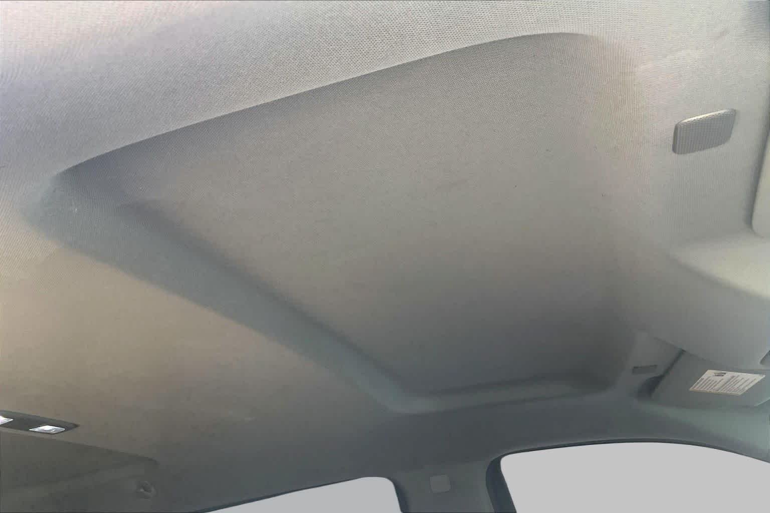 Used 2019 Summit White Chevrolet LT image 14