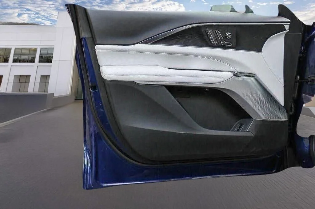 2026 Cadillac LYRIQ Signature Sport - Photo 27