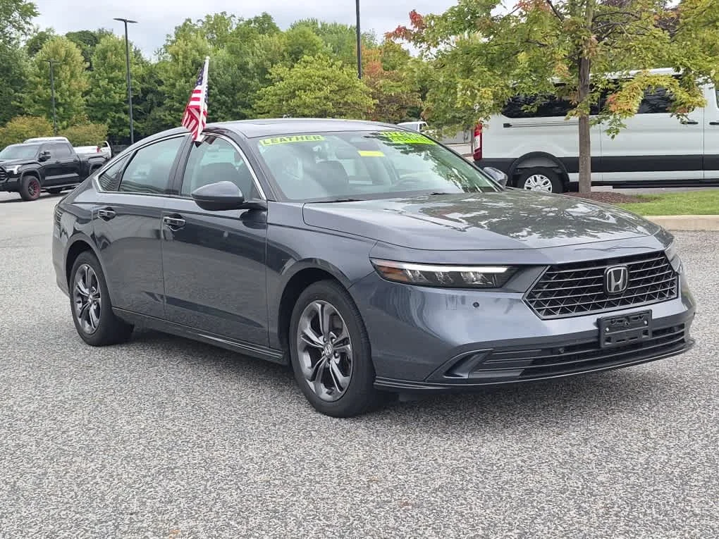 Certified Used 2024 Meteorite Gray Metallic Honda EX-L image 2