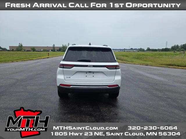 Certified Used 2023 White Jeep 4xe image 7
