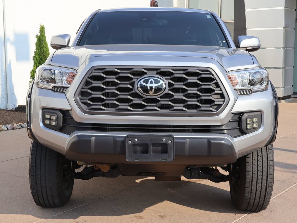 Used 2020 Toyota Tacoma TRD Off Road with VIN 3TMCZ5AN6LM318703 for sale in Kansas City