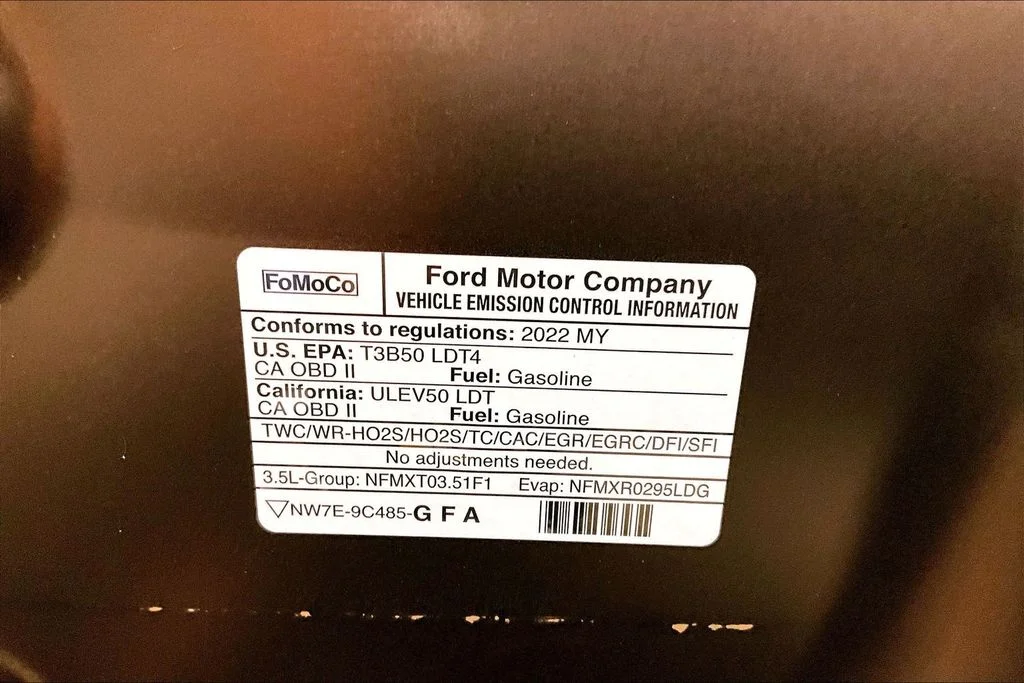 Used 2022 Gray Ford Lariat image 35