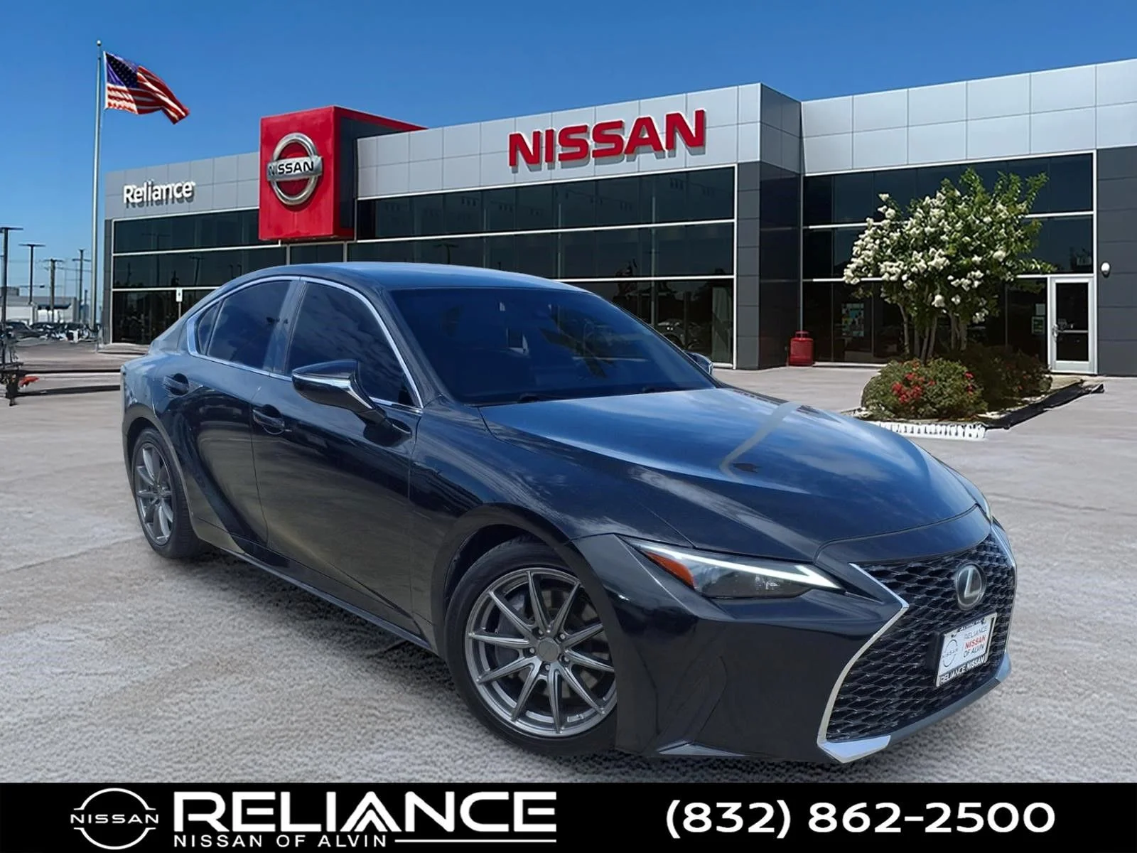 2021 Lexus IS